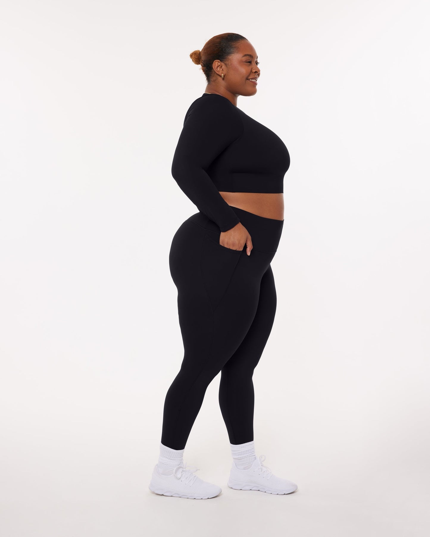 Medium-Impact Long Sleeve Workout Crop Top