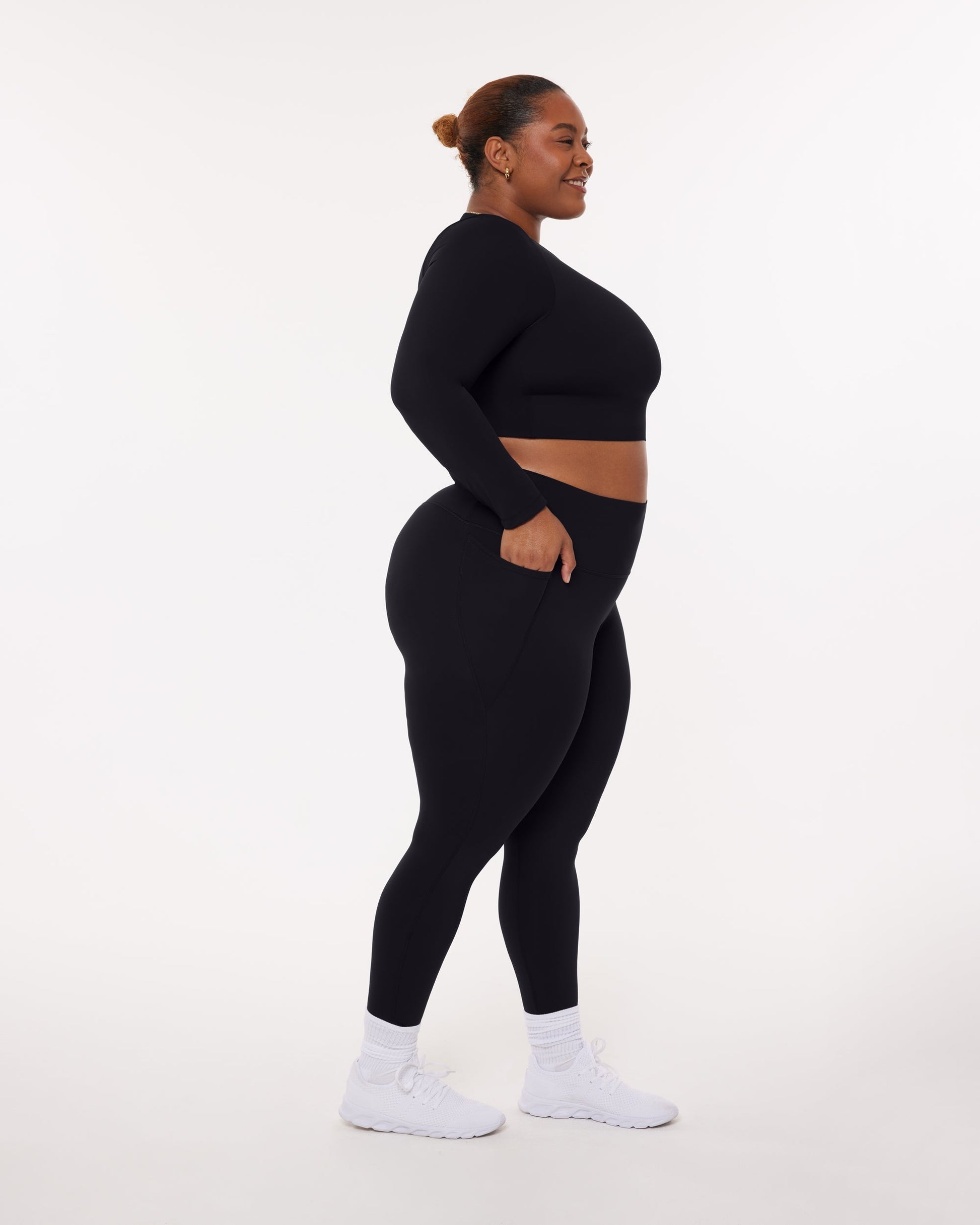 Medium-Impact Long Sleeve Workout Crop Top