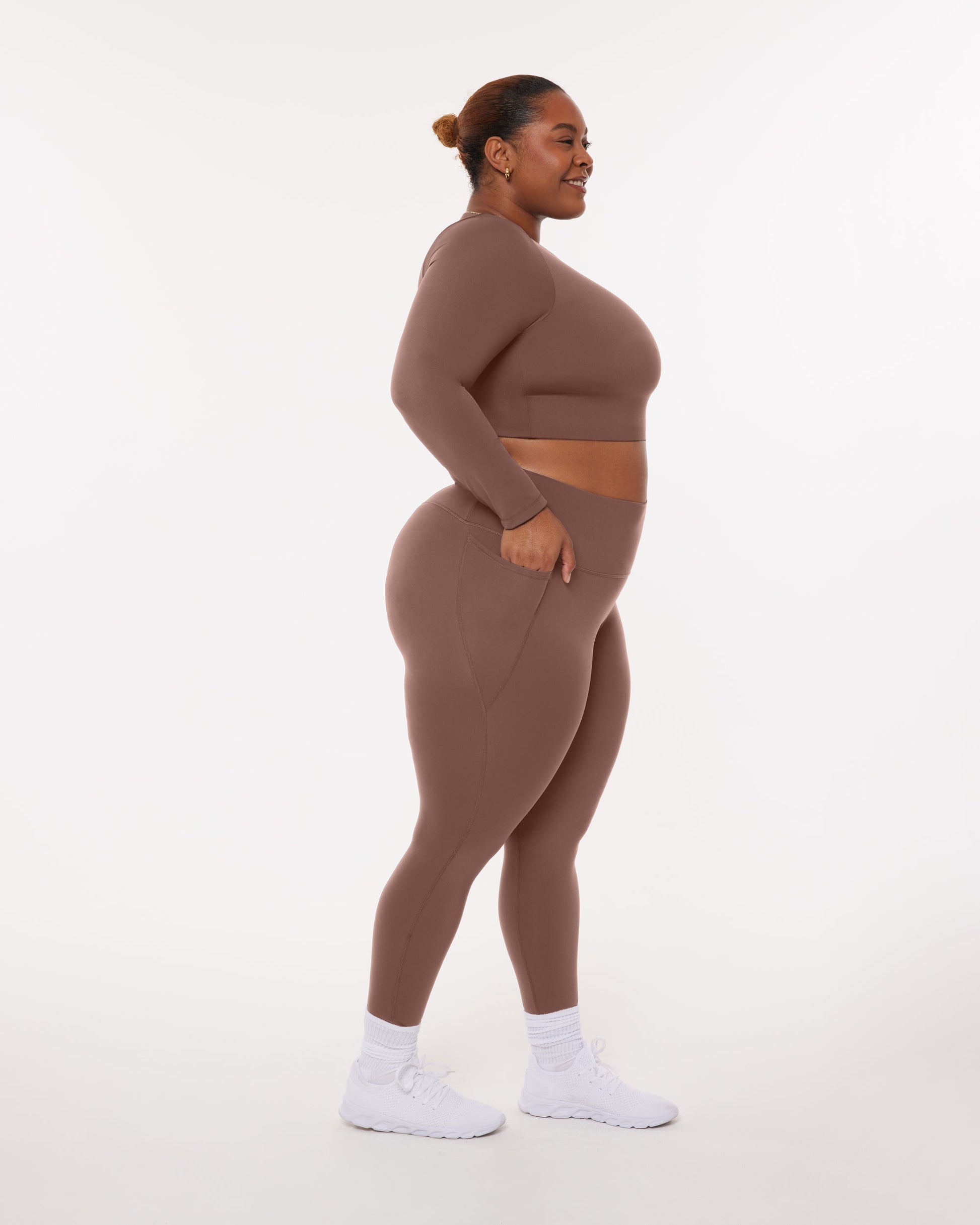 Medium-Impact Long Sleeve Workout Crop Top