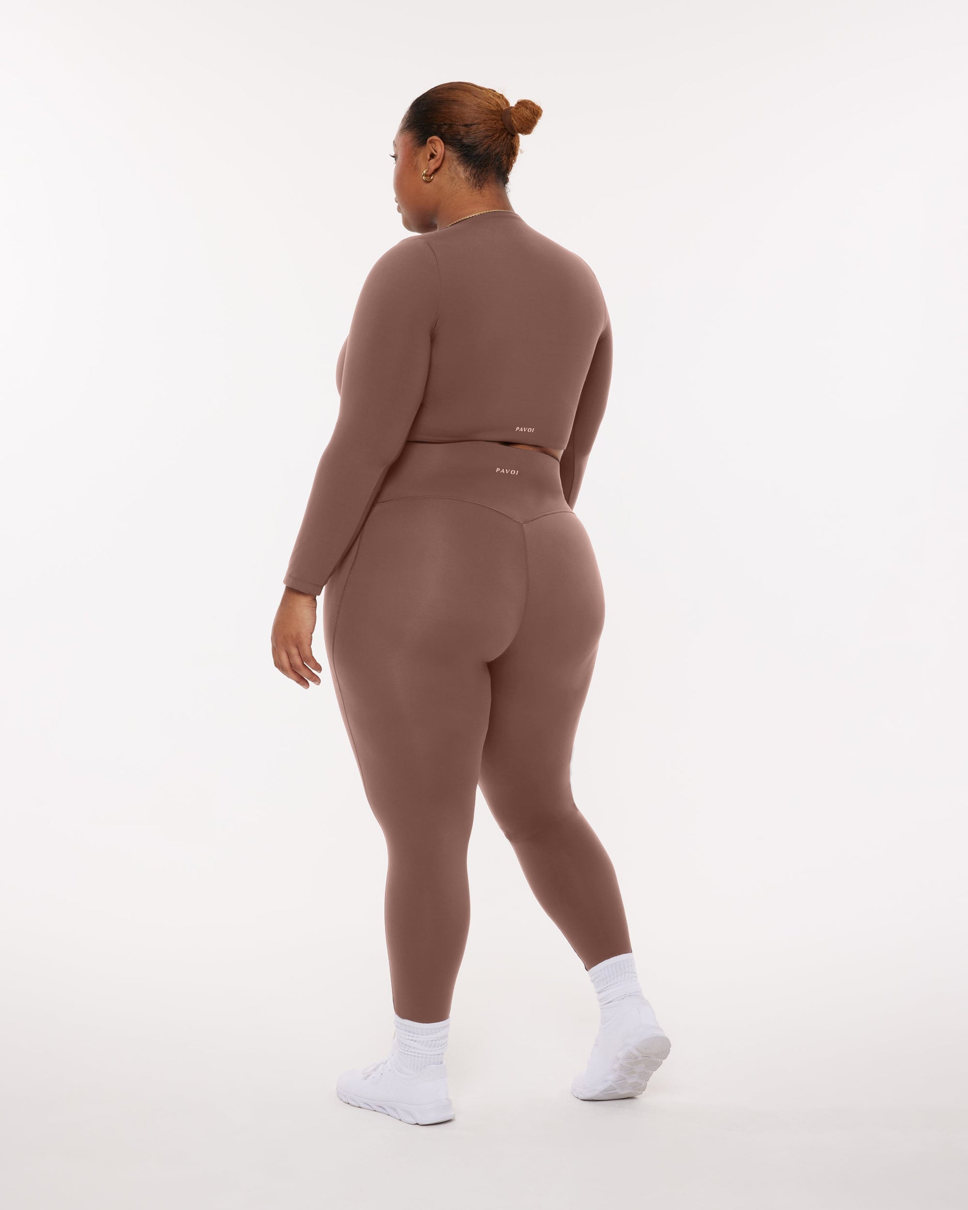 Medium-Impact Long Sleeve Workout Crop Top