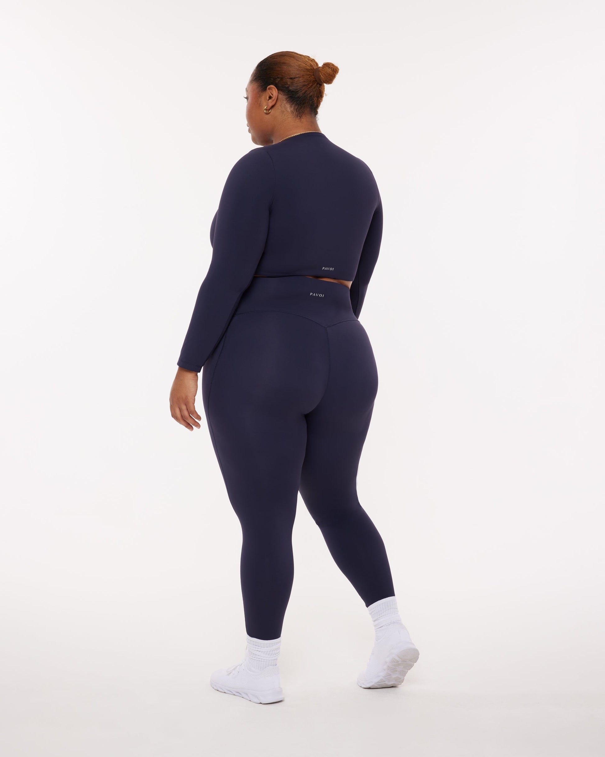 Medium-Impact Long Sleeve Workout Crop Top