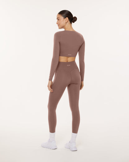 Medium-Impact Long Sleeve Workout Crop Top