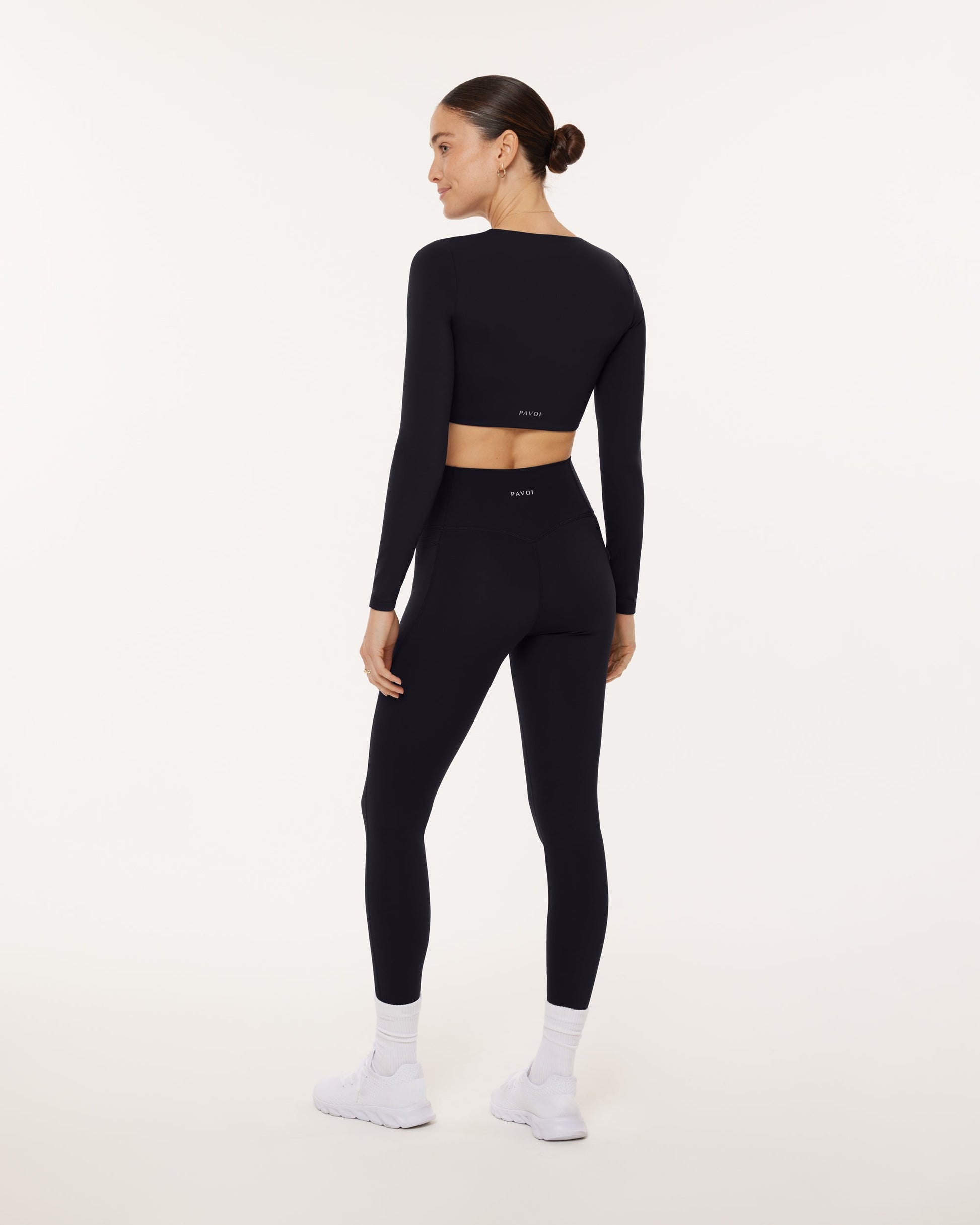 Medium-Impact Long Sleeve Workout Crop Top