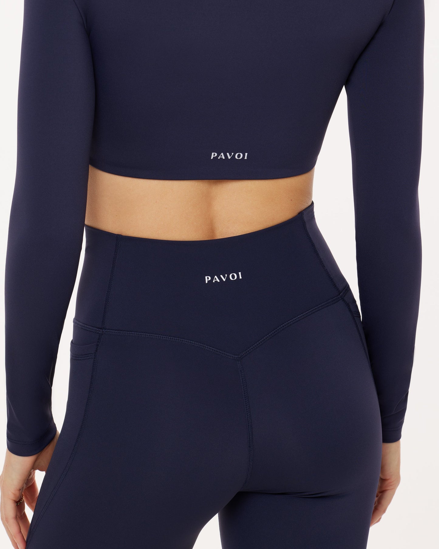 Medium-Impact Long Sleeve Workout Crop Top