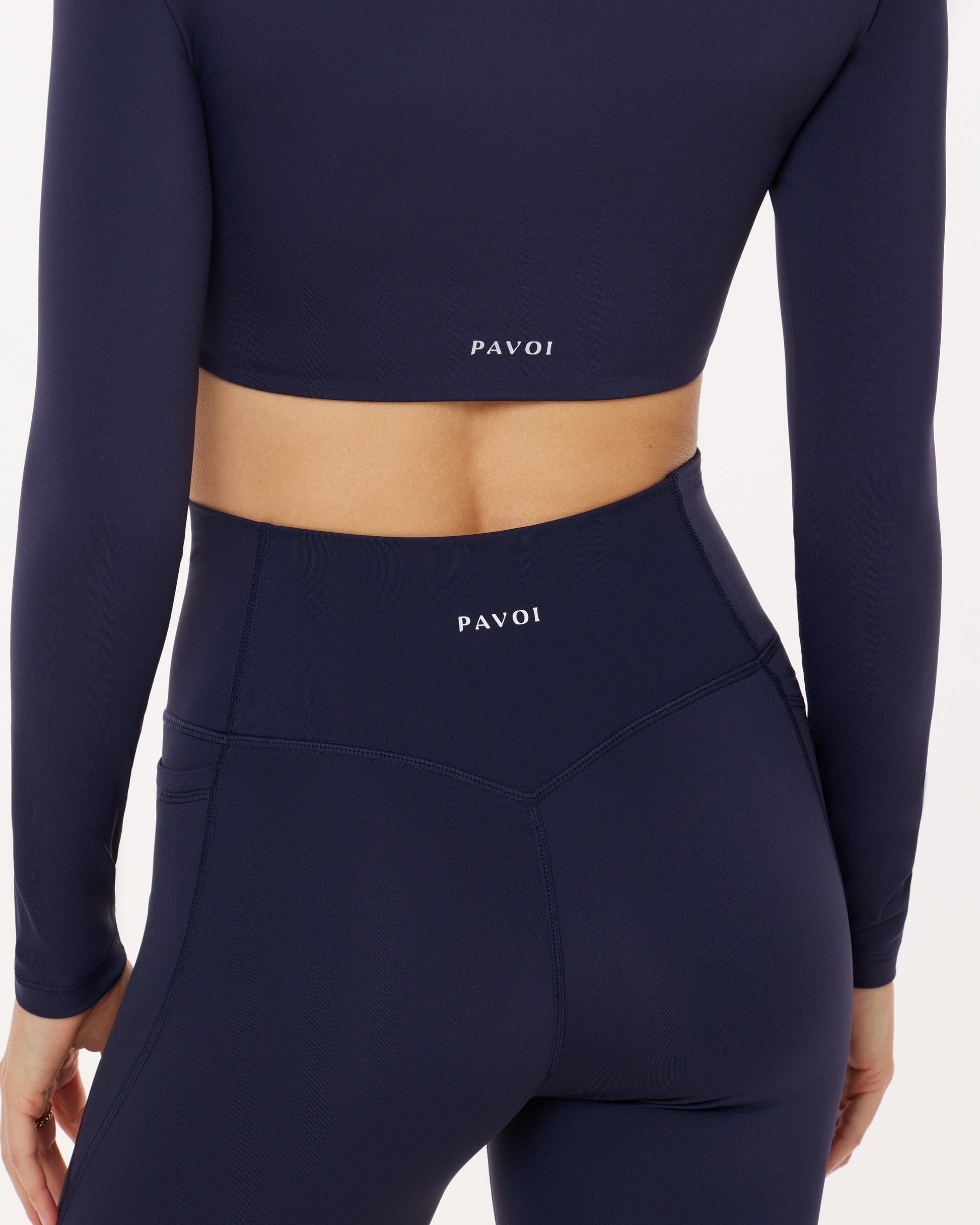 Medium-Impact Long Sleeve Workout Crop Top