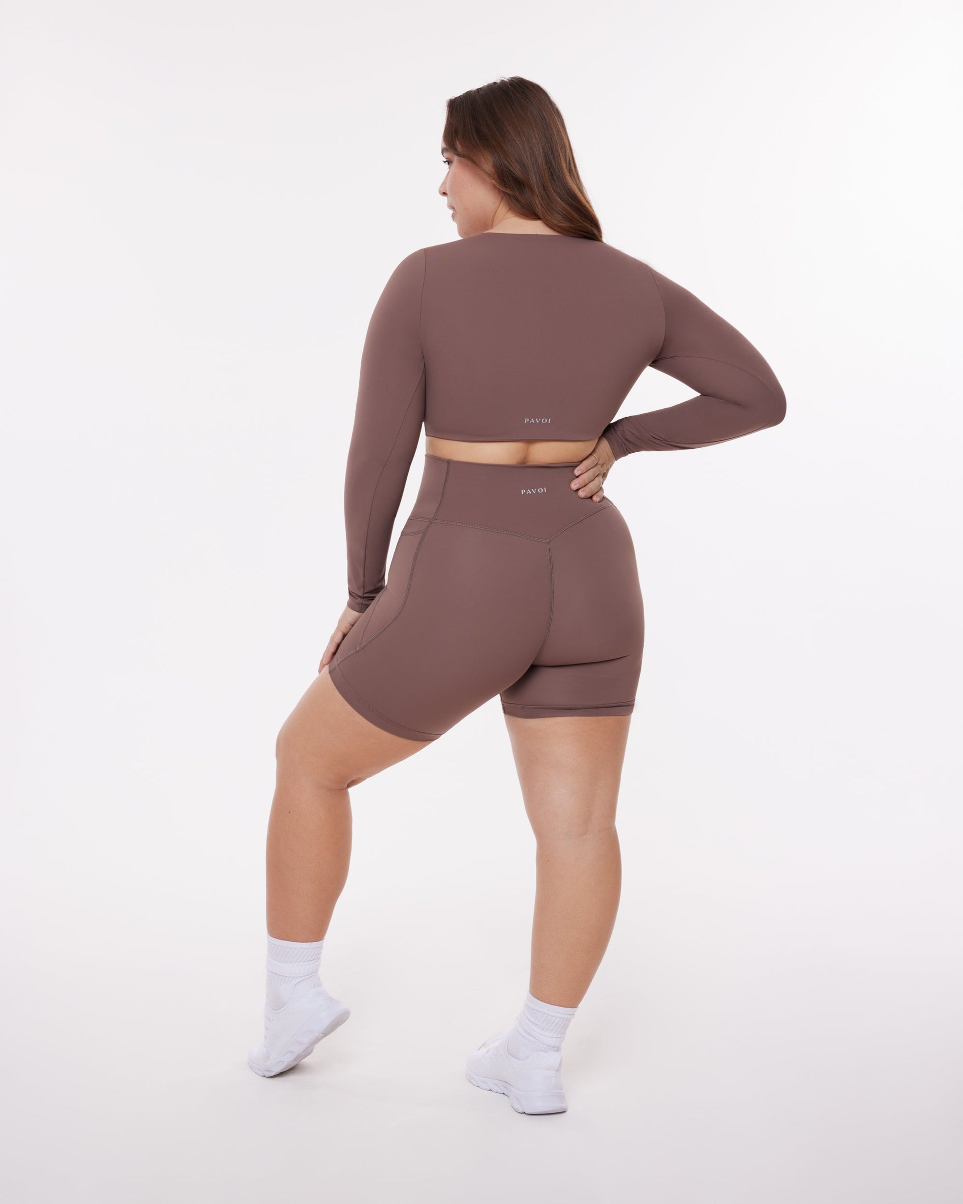 Medium-Impact Long Sleeve Workout Crop Top