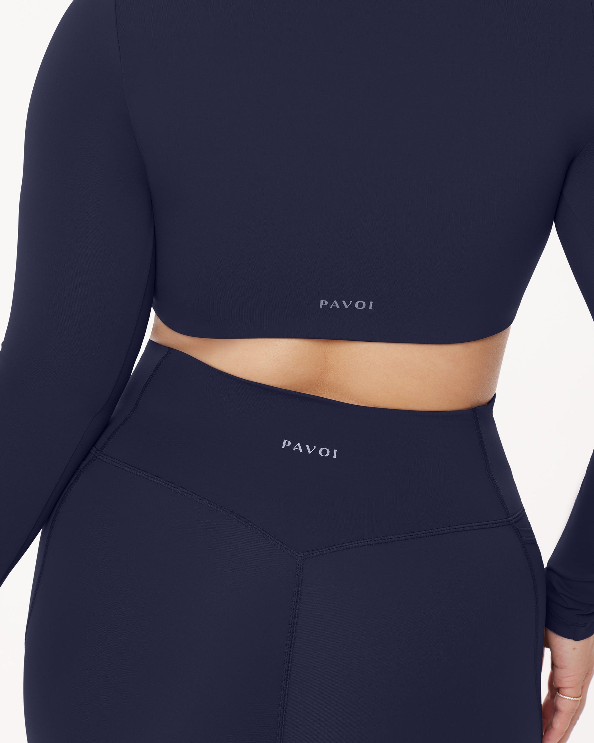 Medium-Impact Long Sleeve Workout Crop Top