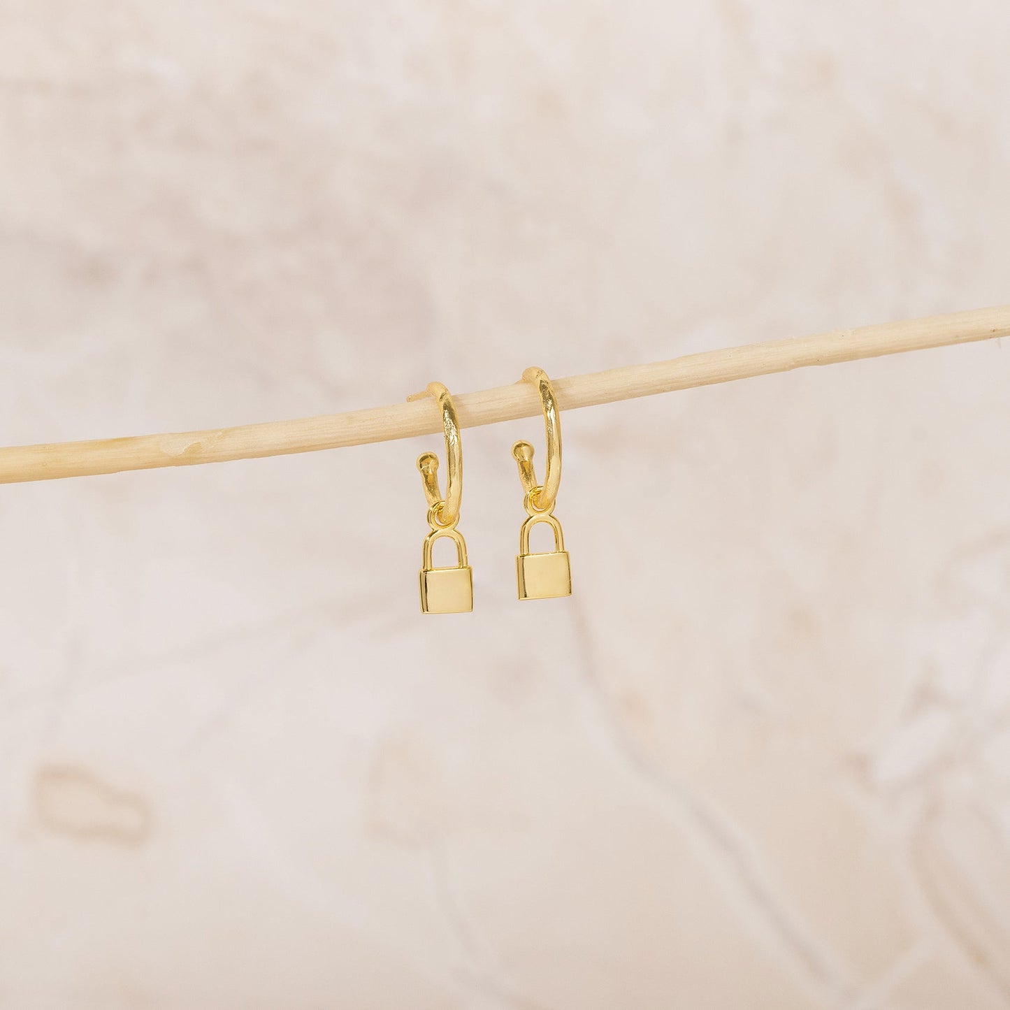 Lock Hoops