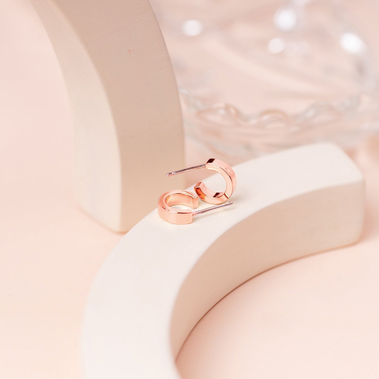 Small Squared Edge Hoops