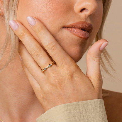 Vrai Stacking Ring