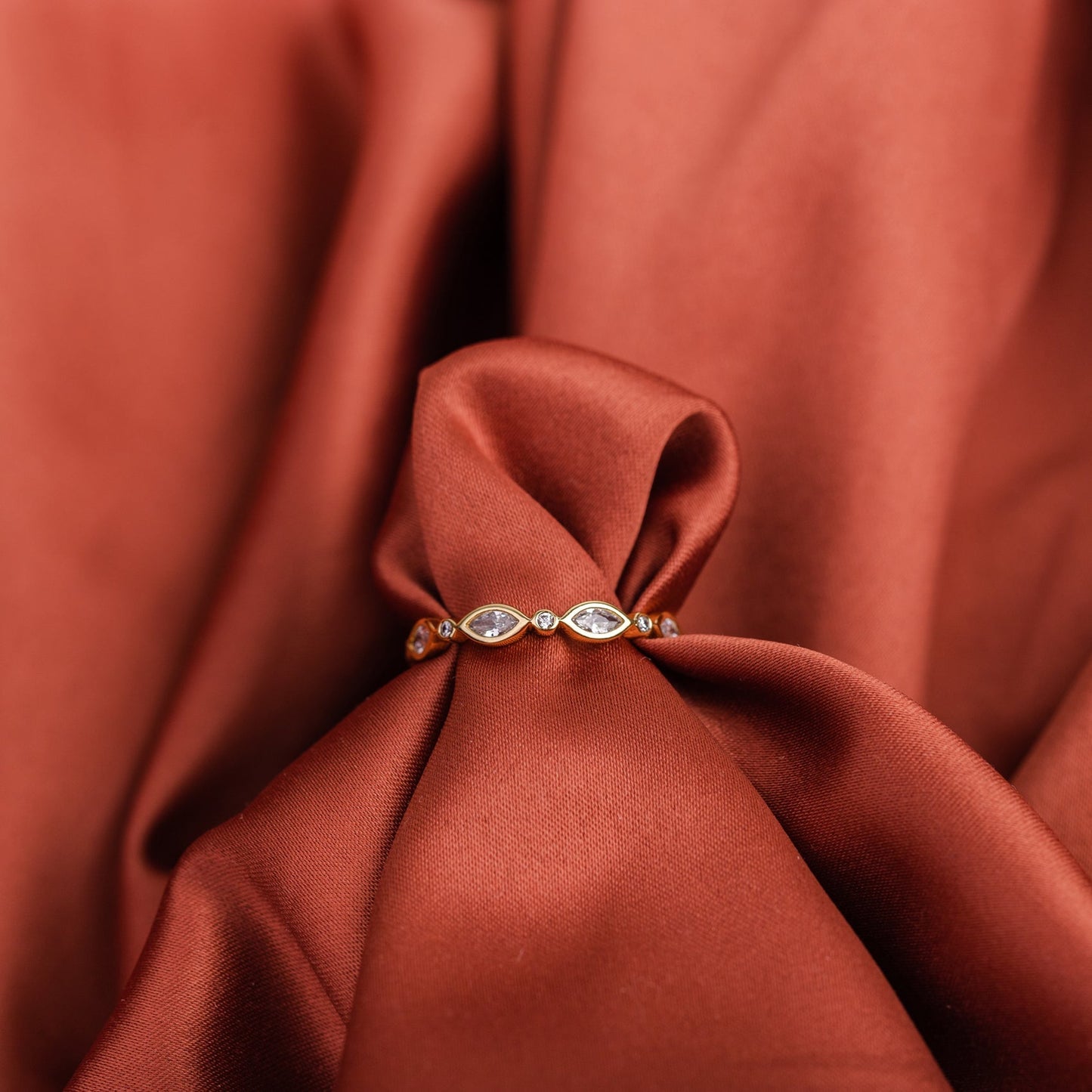 Vrai Stacking Ring
