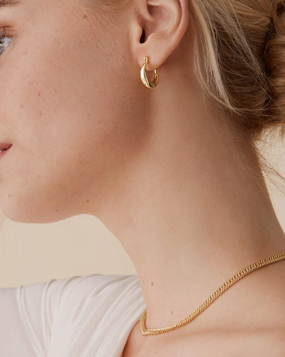 Luisa Hoops