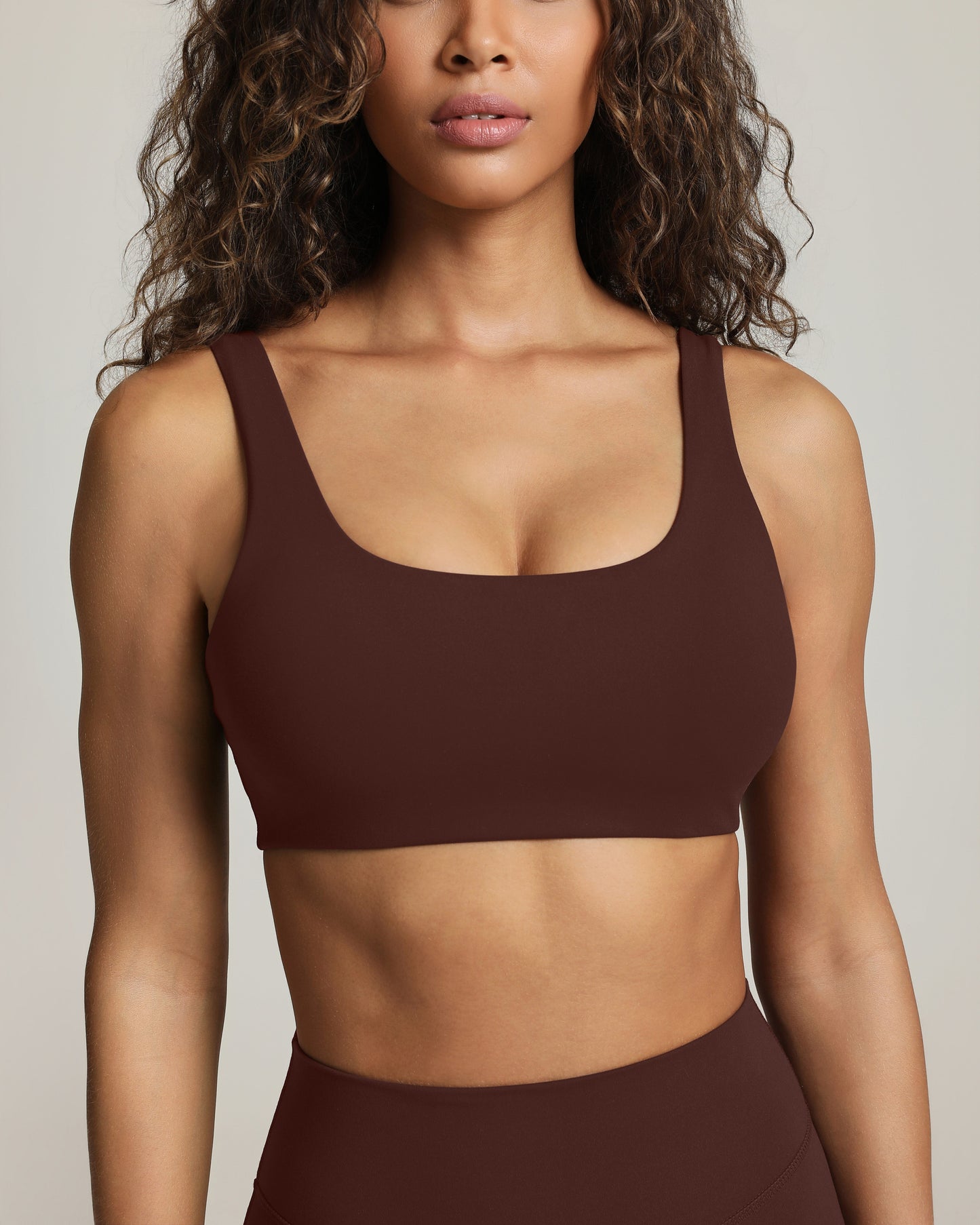 Athleisure Scoop High-Support Removable Padded Sports Bra