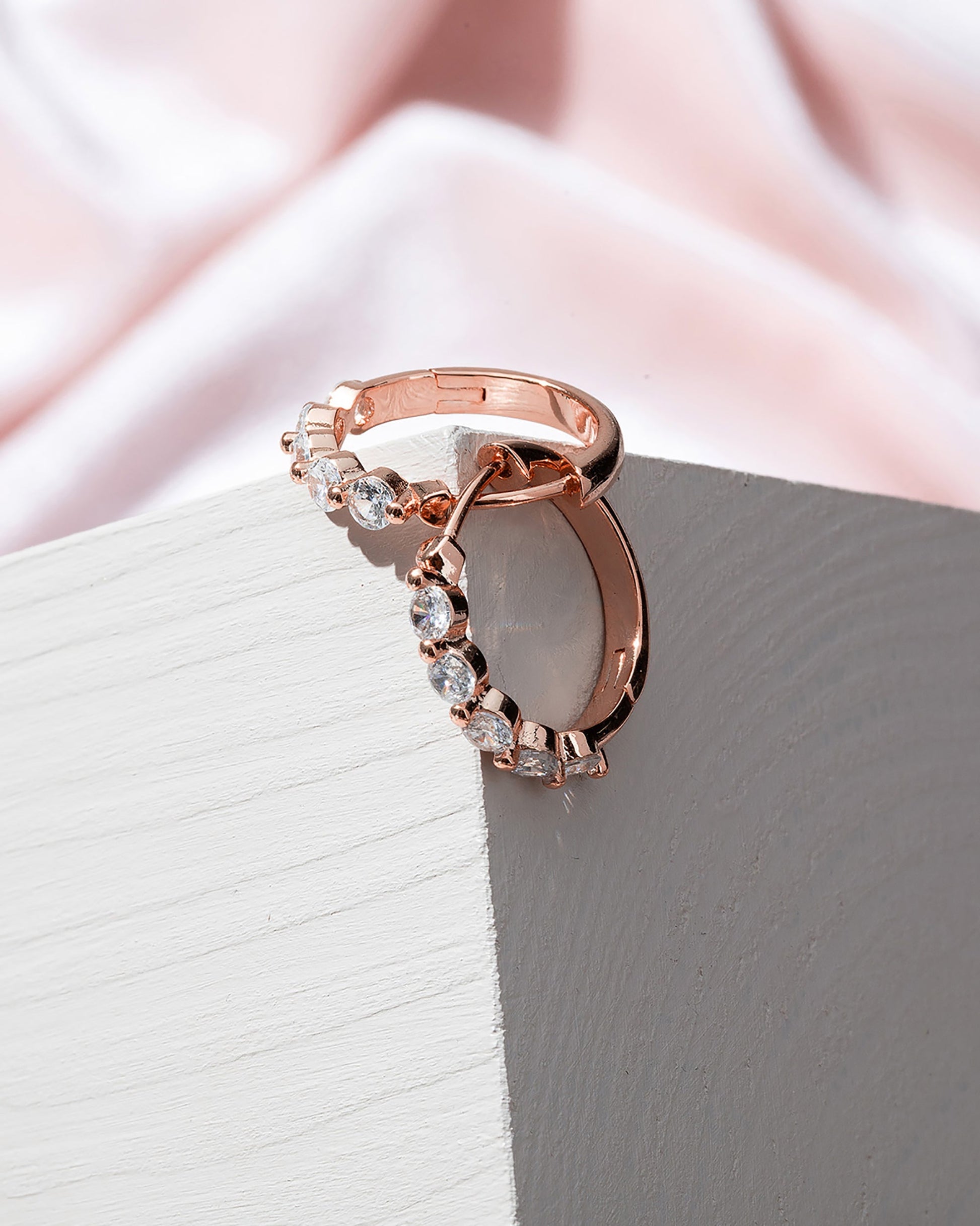 Annabelle Hoops
