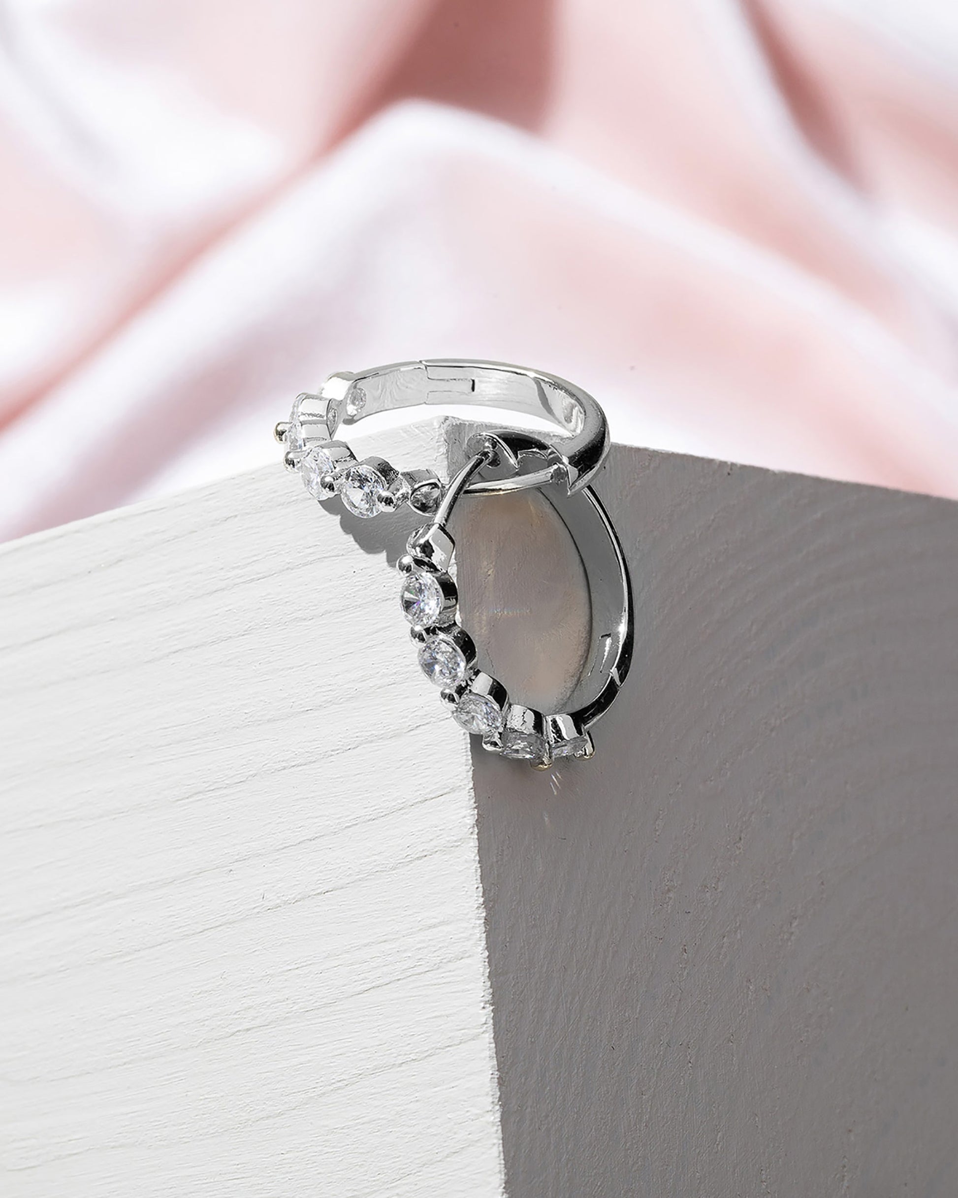 Annabelle Hoops