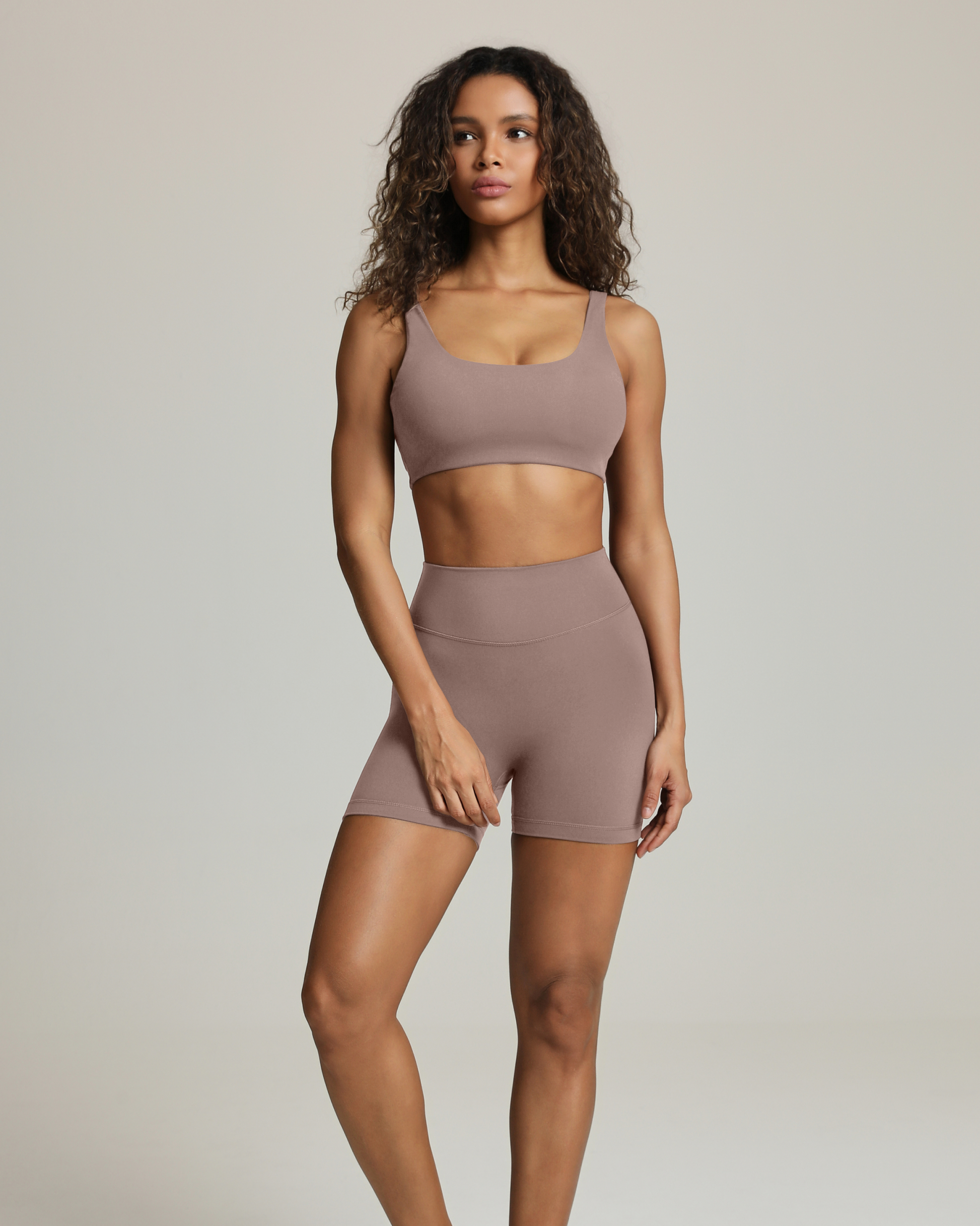 Athleisure Scoop High-Support Removable Padded Sports Bra