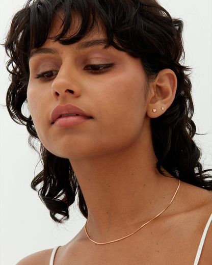 Amor Studs