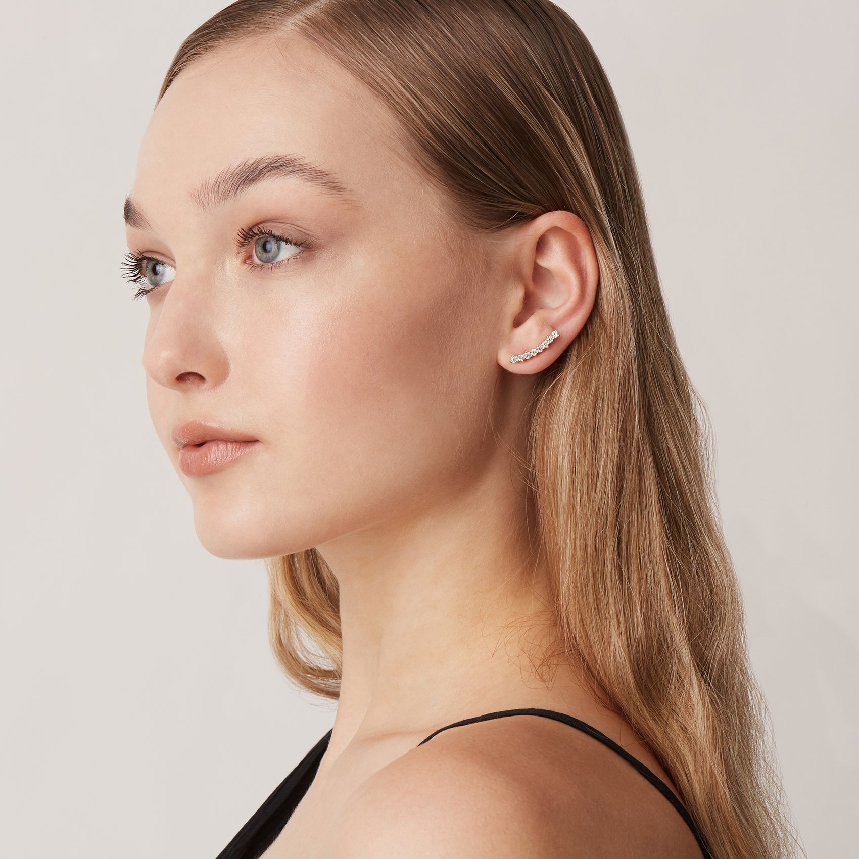 Amara Ear Crawlers